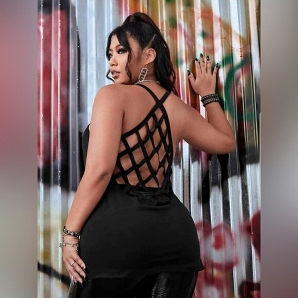 Romwe Women's Punk Plus Skull & Floral Print Cami Top - Black. Size: 2XL - Picture 6 of 9